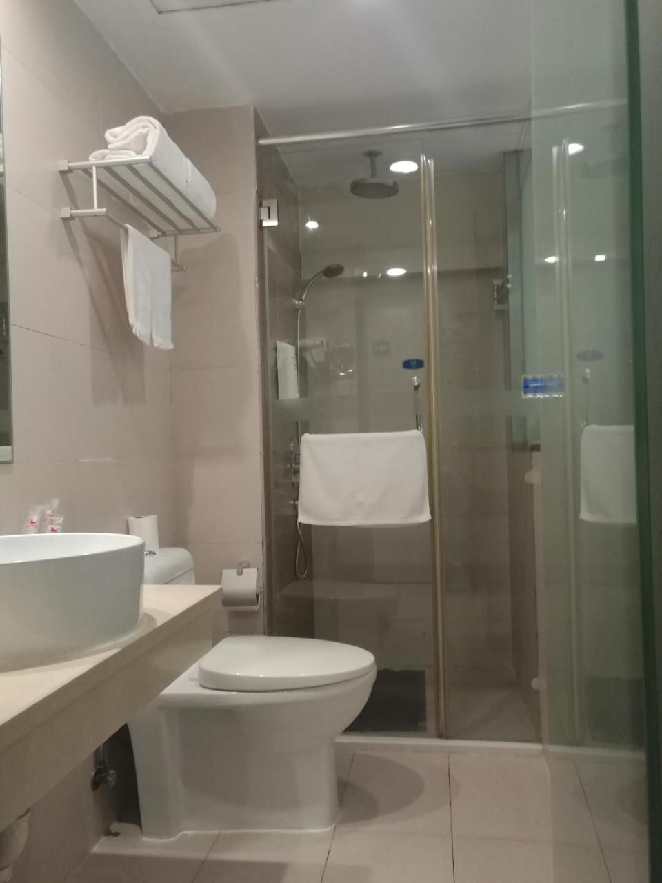 Hanting Hotel Shanghai Hongkou Football Stadium Exterior foto
